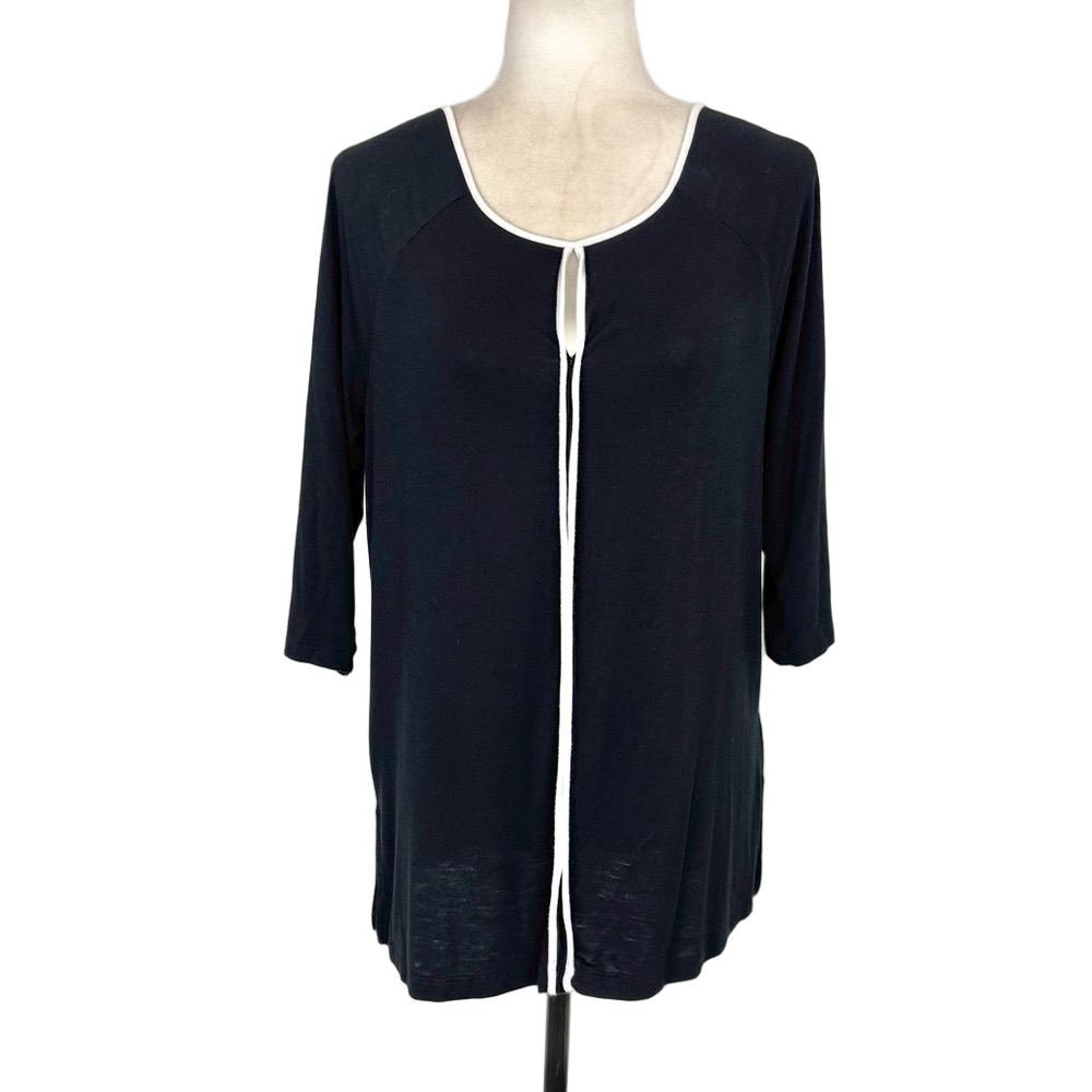 Cable & Gauge black stretchy top